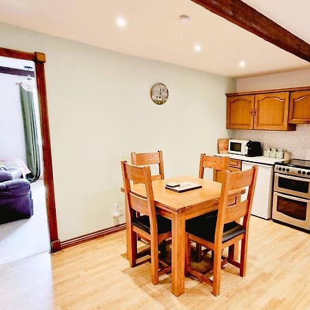 The Old Wash Kitchen - Charming Character Cottage In Holmfirth, Yorkshire Exteriör bild