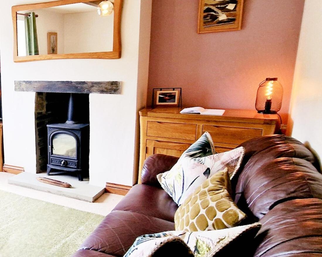 The Old Wash Kitchen - Charming Character Cottage In Holmfirth, Yorkshire Exteriör bild